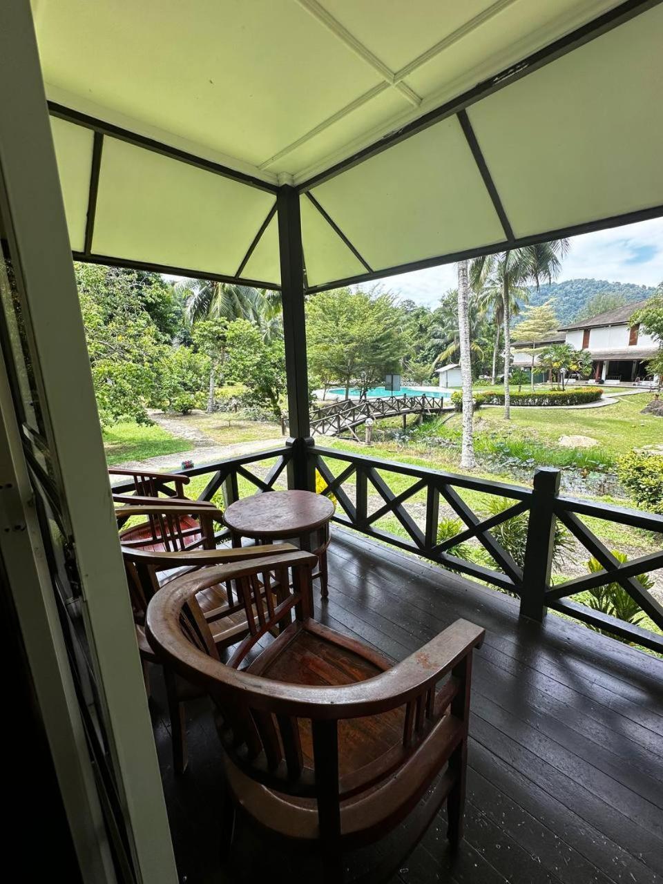 Pir - Resort Perhentian Island Kampong Pasir Hantu Dış mekan fotoğraf