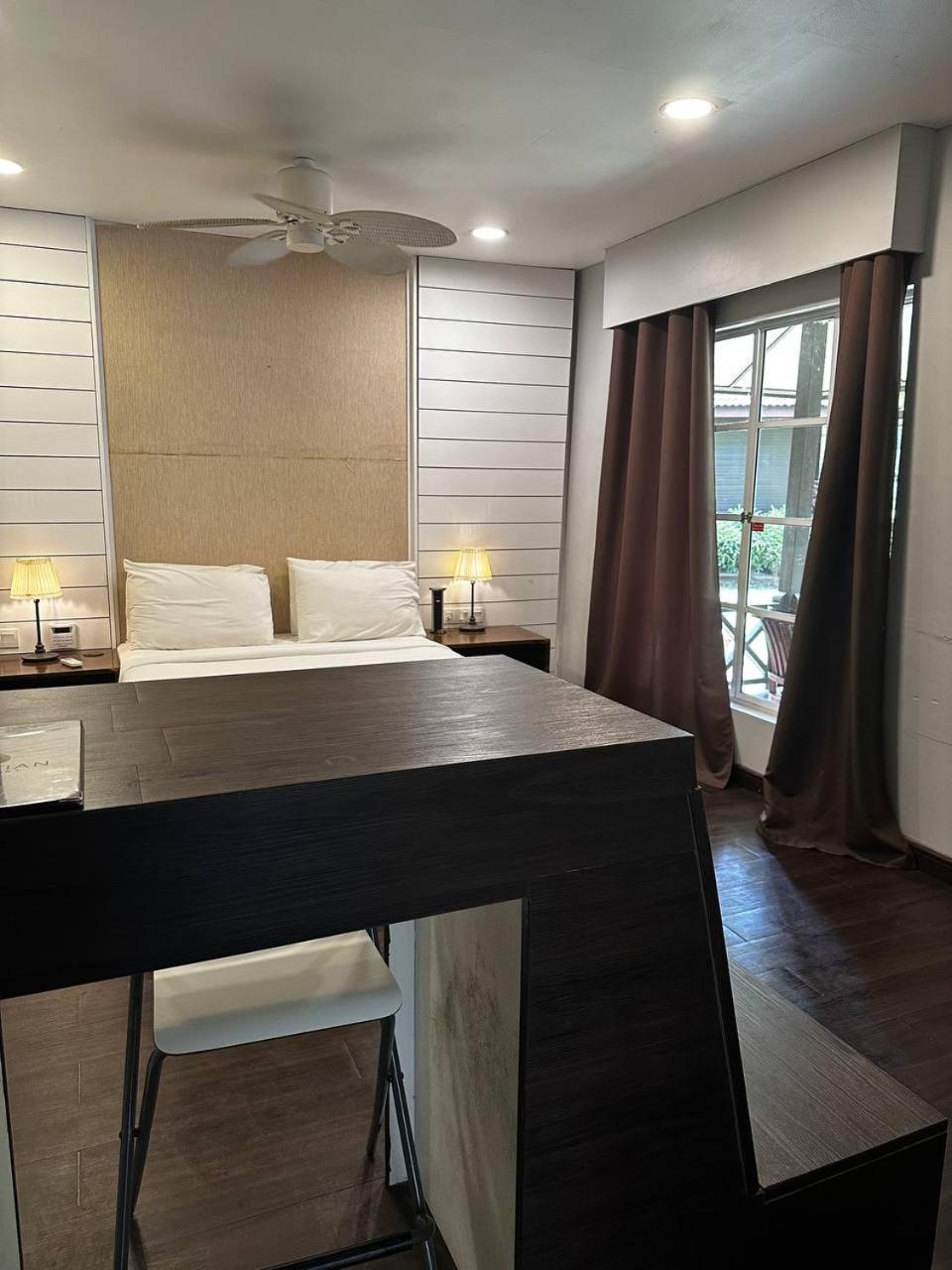 Pir - Resort Perhentian Island Kampong Pasir Hantu Dış mekan fotoğraf