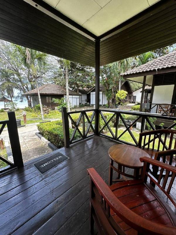 Pir - Resort Perhentian Island Kampong Pasir Hantu Dış mekan fotoğraf