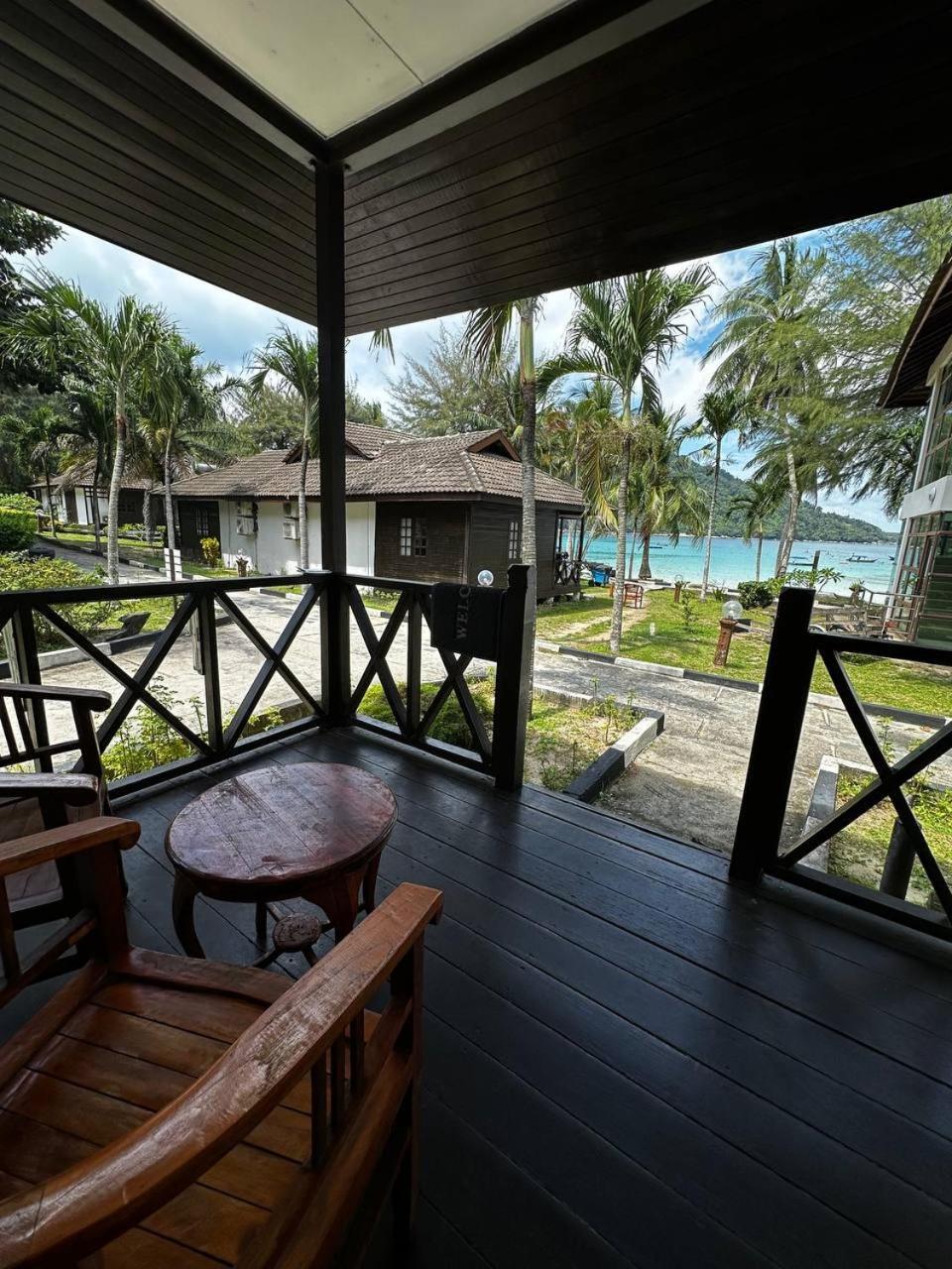 Pir - Resort Perhentian Island Kampong Pasir Hantu Dış mekan fotoğraf