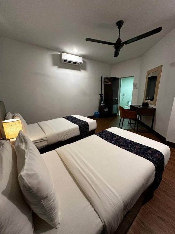 Pir - Resort Perhentian Island Kampong Pasir Hantu Dış mekan fotoğraf